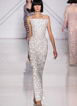 Ralph e Russo HC RS17 1934Thumb